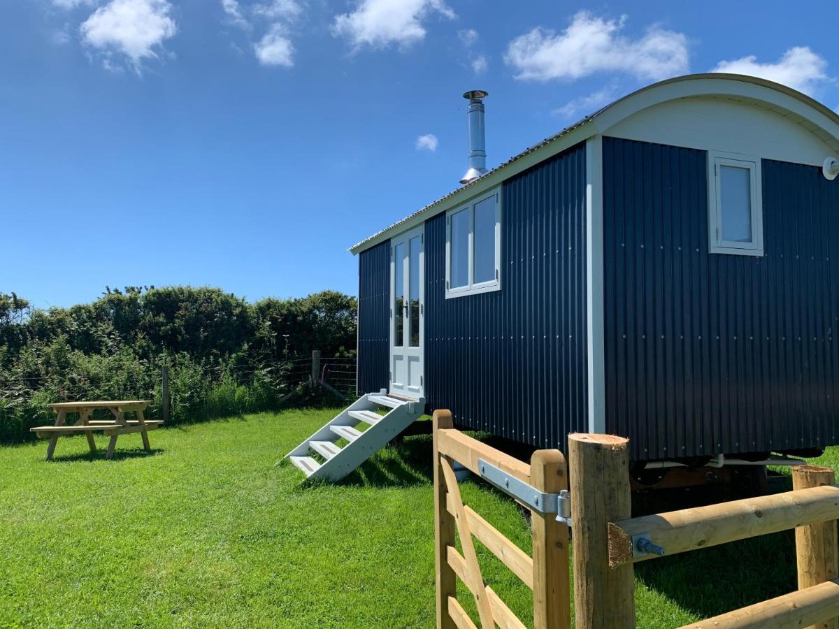 Ewe With A View Sea View Shepherds Huts Breage Экстерьер фото