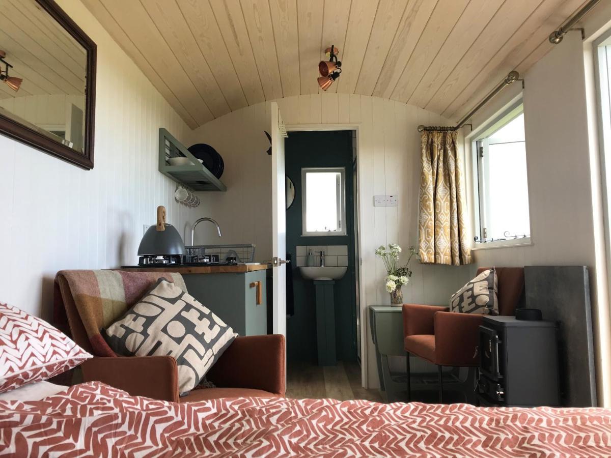 Ewe With A View Sea View Shepherds Huts Breage Экстерьер фото