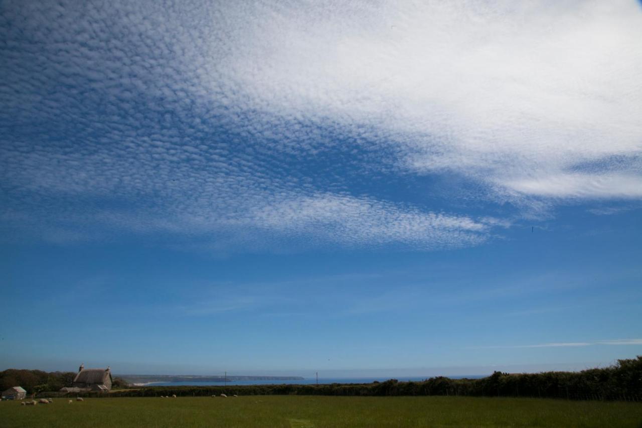 Ewe With A View Sea View Shepherds Huts Breage Экстерьер фото